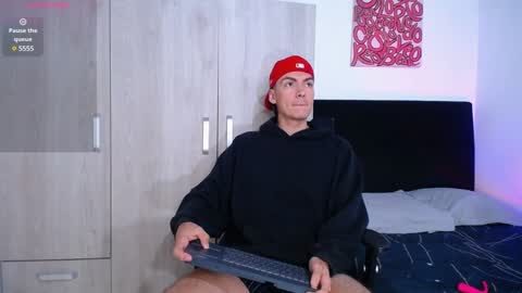 INDEPENDENT MODEL online show from 01-25-25, 11:13