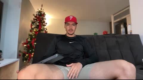 INDEPENDENT MODEL online show from 12-20-25, 11:17