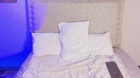 Snapshot of jackblanco_ chatting on 02-07-25, 04:16 Jack White online show from 02-07-25, 04:16