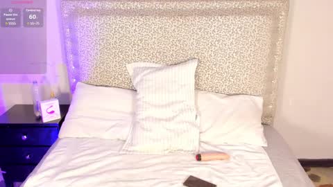 Snapshot of jackblanco_ chatting on 02-17-25, 04:31 Jack White online show from 02-17-25, 04:31