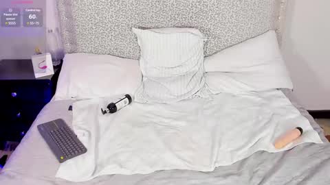 Snapshot of jackblanco_ chatting on 02-18-25, 09:32 Jack White online show from 02-18-25, 09:32