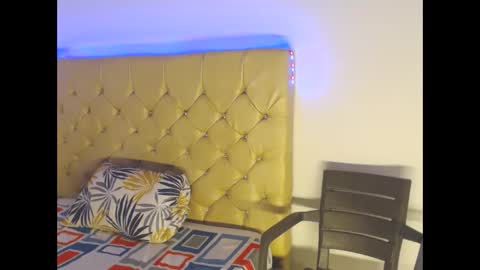 Snapshot of jackboy_22 chatting on 11-21-25, 07:01 Jack online show from 11-21-25, 07:01