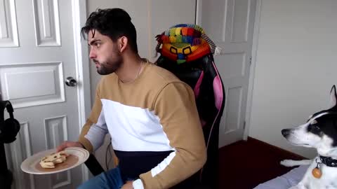 Snapshot of jackecuador chatting on 09-13-25, 05:57 Jack online show from 09-13-25, 05:57