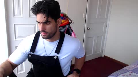 Snapshot of jackecuador chatting on 09-24-25, 04:43 Jack online show from 09-24-25, 04:43