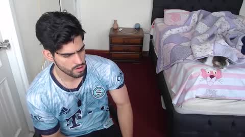 Snapshot of jackecuador chatting on 10-10-25, 04:17 Jack online show from 10-10-25, 04:17