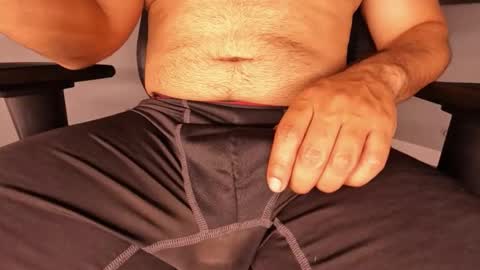 jackenwatch online show from 10-16-25, 05:52