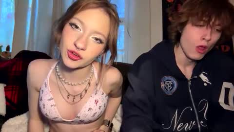 sophi scott online show from 12-16-25, 01:38