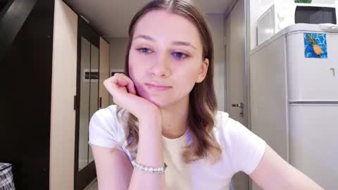 Snapshot of jackp0t__ chatting on 05-02-26, 12:10 Win by life online show from 05-02-26, 12:10