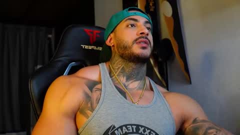 Snapshot of jackson__cottonwood chatting on 10-31-25, 04:24 JC online show from 10-31-25, 04:24