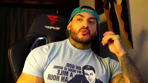 Snapshot of jackson__cottonwood chatting on 11-05-25, 05:57 JC online show from 11-05-25, 05:57