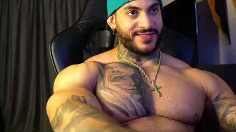 Snapshot of jackson__cottonwood chatting on 11-10-25, 10:20 JC online show from 11-10-25, 10:20