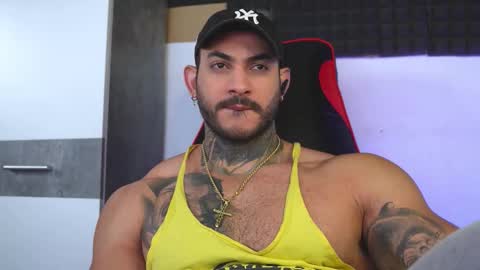 Snapshot of jackson__cottonwood chatting on 11-22-25, 04:11 JC online show from 11-22-25, 04:11