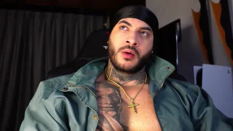 Snapshot of jackson__cottonwood chatting on 12-04-25, 05:39 JC online show from 12-04-25, 05:39