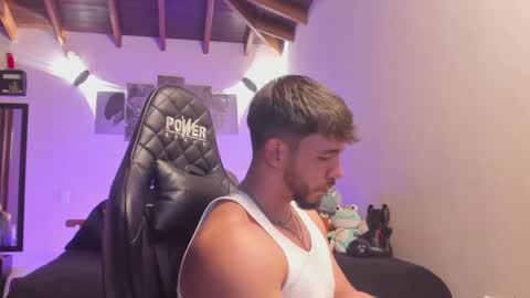 Snapshot of jackson_stifler1 chatting on 01-26-25, 12:58 Jckson Stifler online show from 01-26-25, 12:58