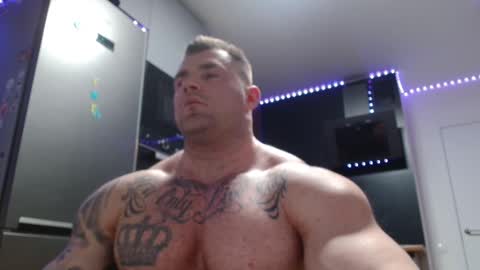 Snapshot of jackyhuge chatting on 01-09-26, 09:38 Jacky online show from 01-09-26, 09:38