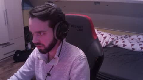 Snapshot of jackynee chatting on 02-18-25, 06:47 Jack online show from 02-18-25, 06:47