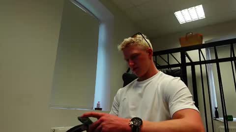 Snapshot of jacob_devon chatting on 09-15-25, 01:11 JACOB DEVON online show from 09-15-25, 01:11