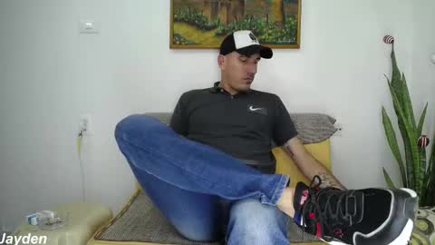 Jacob And Jayden online show from 12-02-25, 06:47