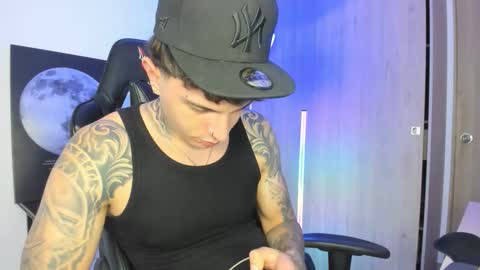 jacobb116 online show from 11-14-25, 01:26