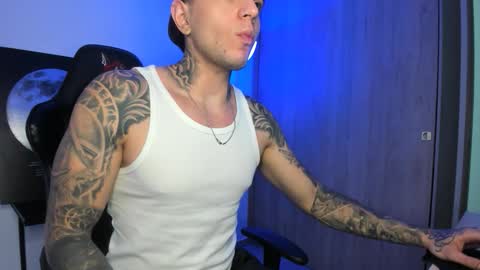 jacobb116 online show from 12-05-25, 01:14