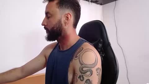 Snapshot of jacobkingd chatting on 10-30-25, 07:36 jacobkingd online show from 10-30-25, 07:36