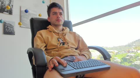 JACOB STONES online show from 12-18-24, 01:45