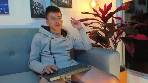 JACOB STONES online show from 01-30-25, 06:46