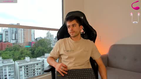 JACOB STONES online show from 10-31-25, 08:21