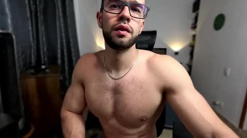 Snapshot of jacobt77 chatting on 03-11-25, 12:33 Jacob online show from 03-11-25, 12:33