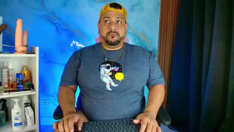 daddy sir master bear online show from 01-16-26, 02:54