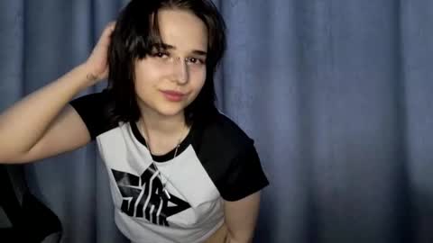 Snapshot of jacquiepoche chatting on 02-20-26, 01:22 Sofia online show from 02-20-26, 01:22