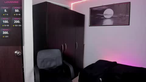 jade_candy21 online show from 03-04-25, 06:07