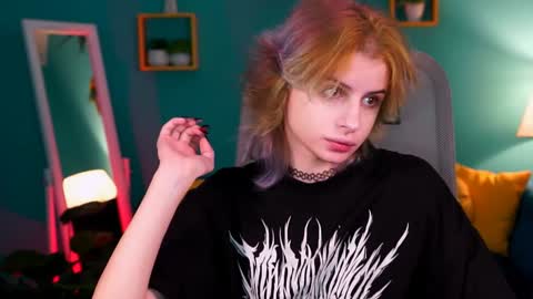 jade_castle online show from 02-08-25, 02:15