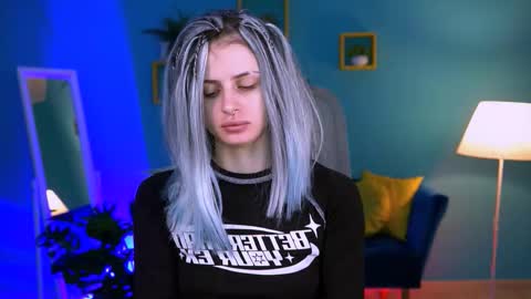 jade_castle online show from 11-05-25, 03:39