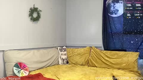 Jade Margot online show from 01-13-25, 09:20