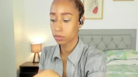 Jade smile online show from 02-23-26, 03:53