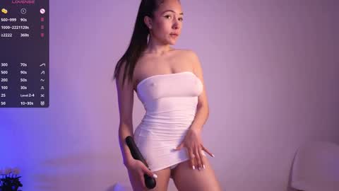 Jade Paris online show from 02-24-26, 09:40