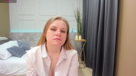 Snapshot of jade_soft chatting on 02-01-25, 01:12 Jade online show from 02-01-25, 01:12