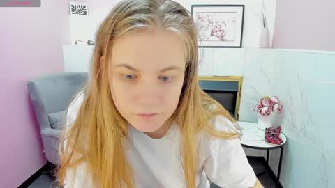 Snapshot of jade_soft chatting on 02-02-25, 01:30 Jade online show from 02-02-25, 01:30