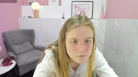 Snapshot of jade_soft chatting on 02-20-25, 03:34 Jade online show from 02-20-25, 03:34