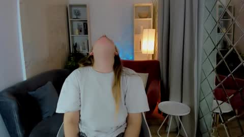 Snapshot of jade_soft chatting on 10-10-25, 10:20 Jade online show from 10-10-25, 10:20