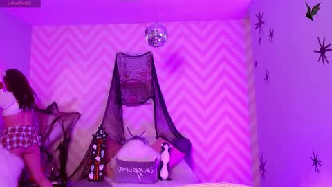 JADE online show from 10-19-25, 04:13