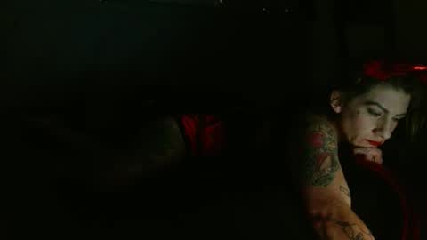 Jade1886 online show from 10-22-25, 09:31