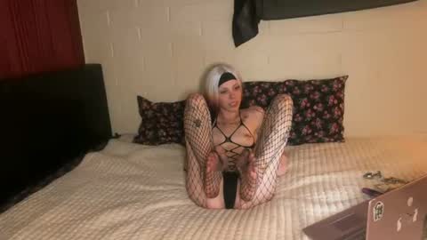 Snapshot of jadeeamberr chatting on 02-14-26, 06:32 Jade online show from 02-14-26, 06:32