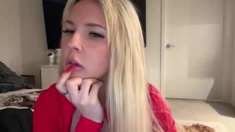 Snapshot of jadeexoxo_ chatting on 02-27-26, 04:45 Jadexoxo online show from 02-27-26, 04:45