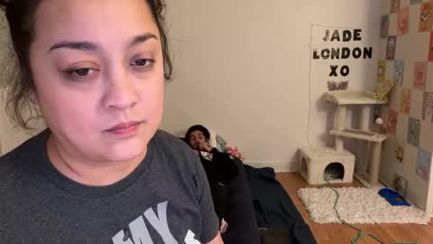 Jade online show from 02-27-25, 07:44