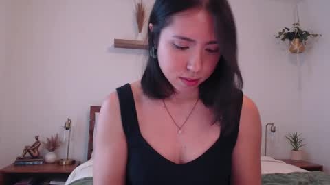 Snapshot of jadelove_ chatting on 01-22-25, 08:49 Jade Love online show from 01-22-25, 08:49