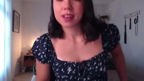 Snapshot of jadelove_ chatting on 02-24-25, 08:03 Jade Love online show from 02-24-25, 08:03