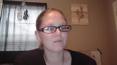 JadeLuv online show from 02-01-25, 05:37