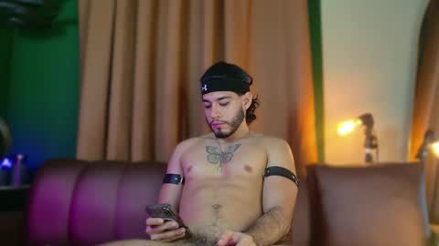 Jaden Feynman online show from 11-06-25, 04:57